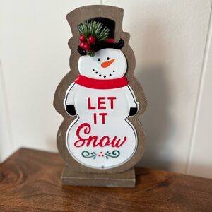 New Festive Snowman Holiday Decor - Red and White “Let It Snow” Plaque